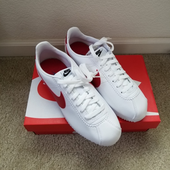 nike classic cortez women's shoe